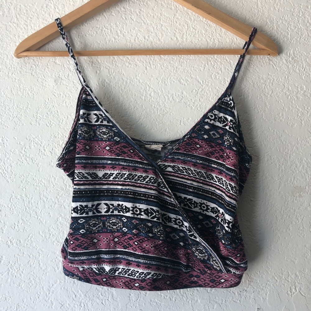 ✨SALE 30% OFF✨Tribal print crop top